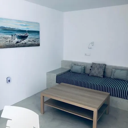 Secret View Luxury Suites Mini Pool Hyd Apt2 * Vourvoúlos